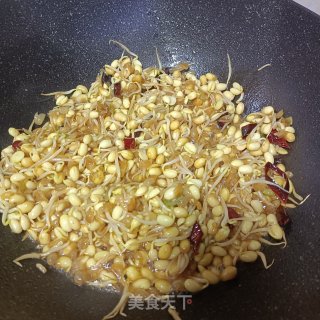 小炒黄芽菜的做法步调：5
