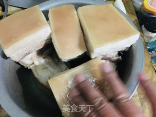 白烧肉的做法步调：7