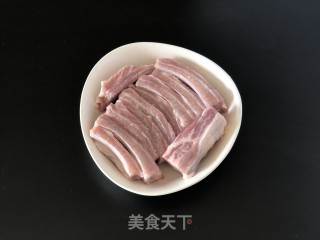 豆豉糯米蒸排骨的做法步调：1