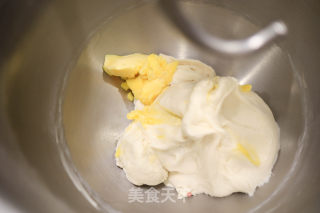 2股辫酸奶芝士里包的做法步调：3