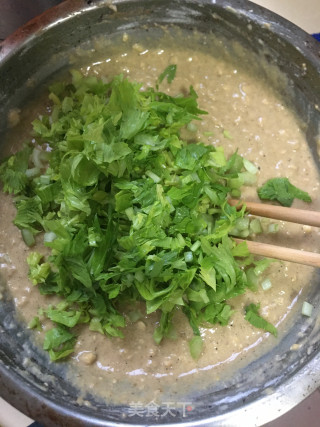 纯粮芹菜鸡蛋饼的做法步调：6