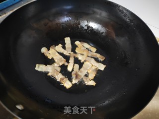 咸肉炒青菜的做法步调：4