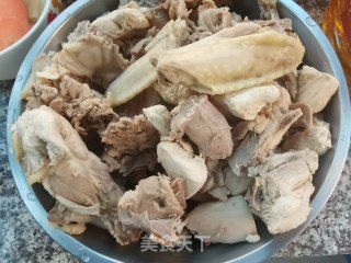 小鸡炖蘑菇的做法步调：12