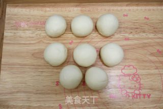 一股辫牛奶里包的做法步调：7