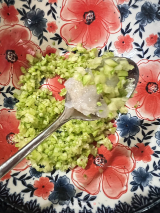 虾滑鸡汤云吞的做法步调：3