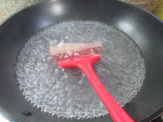 风干肉炒单笋的做法步调：4