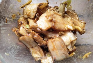荷叶饼夹梅菜扣肉的做法步调：23