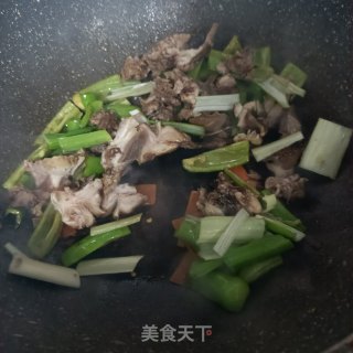 “羊肉”青辣椒炒羊头肉的做法步调：7
