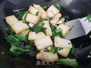 油麦菜炒豆腐的做法步调：5
