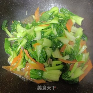 葫芦卜炒油菜的做法步调：6