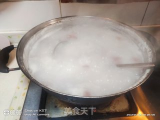 腊肉西蓝花粥的做法步调：3