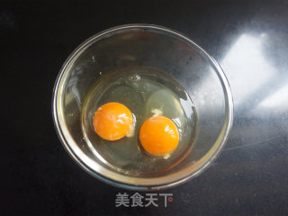 西芹滑蛋的做法步调：2