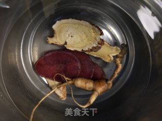 参芪鹿茸汤的做法步调：4