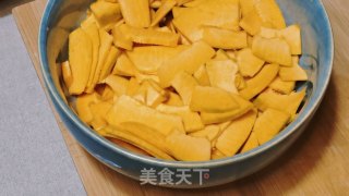 椰喷鼻北瓜汤的做法步调：4