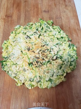 油麦菜鸡蛋饼的做法步调：9