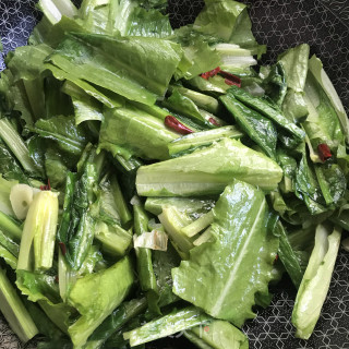 核桃油炒油麦菜的做法步调：4