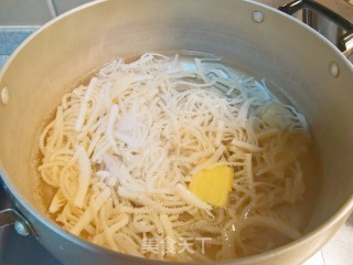 酸辣开胃，低脂好食～凉拌牛百叶的做法步调：2