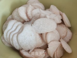 猪肉三陈杏鲍菇盒子的做法步调：7