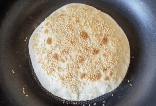 芝麻收里糖饼的做法步调：13