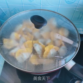 韭菜木耳猪肉火饺的做法步调：12
