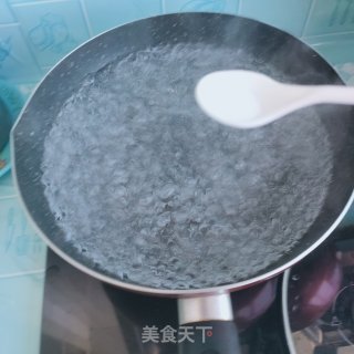 韭菜木耳猪肉火饺的做法步调：10