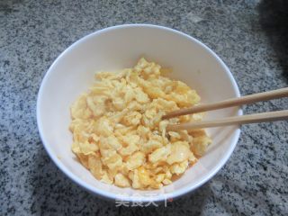 韭菜鸡蛋馅秋卷的做法步调：5