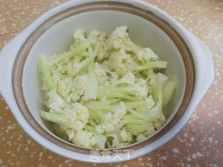 干锅花菜五花肉的做法步调：7