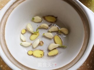 干锅花菜五花肉的做法步调：6