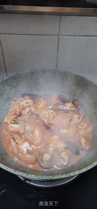 收菜蚝豉焖猪脚的做法步调：15