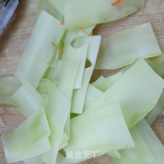 一夜暴富（腐竹炒鲍鱼）的做法步调：5