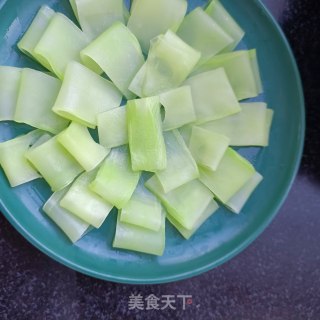 一夜暴富（腐竹炒鲍鱼）的做法步调：12