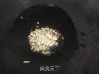 浑炒茼蒿的做法步调：3