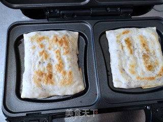 梅干菜肉馅饼的做法步调：10