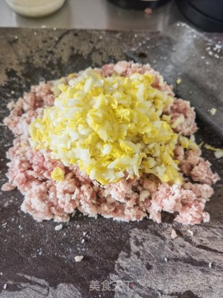 元宝饺子的做法步调：13