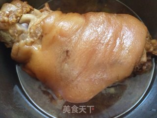 白焖肘子的做法步调：8