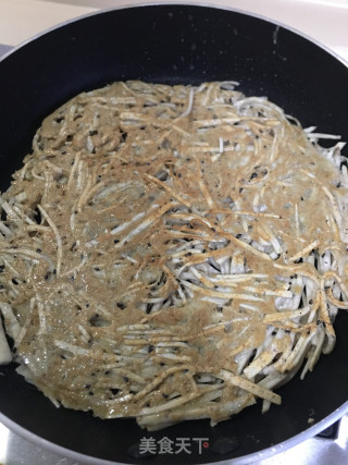 鸡蛋芝麻芋丝饼的做法步调：9