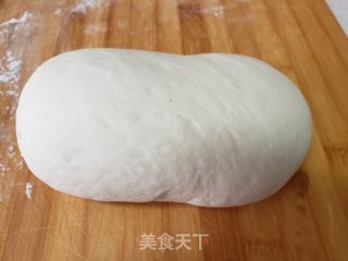 奶喷鼻小馒头的做法步调：1