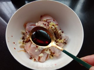 浑蒸花椒鸡腿的做法步调：5