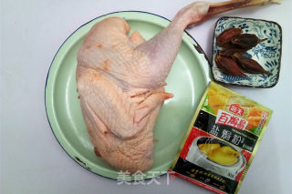 盐焗鸡的做法步调：1
