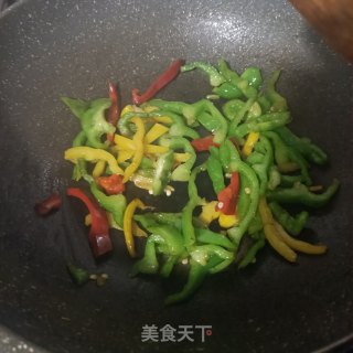 彩椒炒猪头肉的做法步调：5