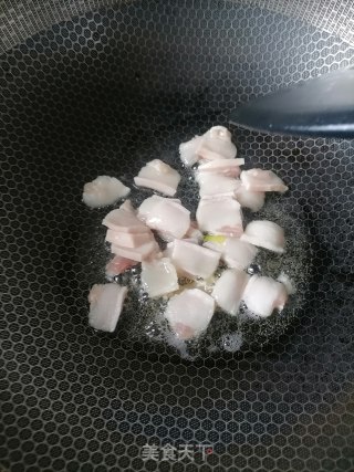 芹菜炒肉的做法步调：3