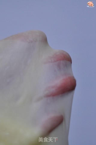 黄桃里包的做法步调：1