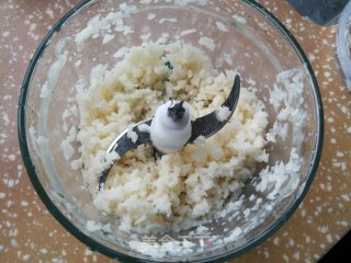 陈肉荠菜莲藕死煎包的做法步调：6