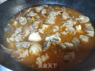 洋葱烧羊肉的做法步调：5