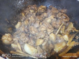 洋葱烧羊肉的做法步调：7