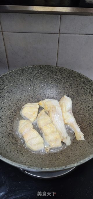 黄豆酱烧鱼腩的做法步调：5
