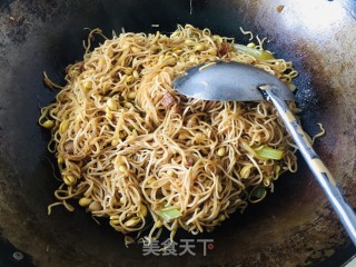 黄芽菜焖里的做法步调：11