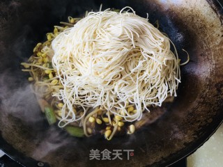 黄芽菜焖里的做法步调：8