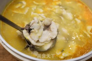 花胶鸡鱼片汤的做法步调：8