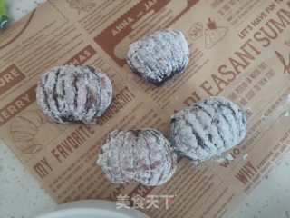 大年夜饭之张灯结彩灯笼茄子的做法步调：4